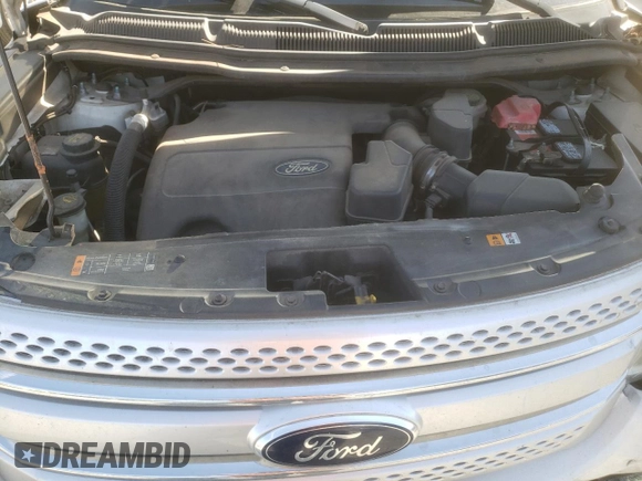2013 Ford Explorer XLT z VIN 1FM5K8D87DGA26716, wystawiony jako Copart lot #51214045 z przebiegiem 238 248 mil mil oraz Szkoda całkowita • Salvage title. Historia ofert i sprzedaży dostępna na DreamBid. Obrazek 12.
