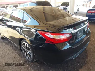 2017 Nissan Altima SV with VIN 1N4AL3AP2HC486044, listed as a IAAI auction lot 42029663 with 137,854 mi miles and . Bid and sale history available at carsss.com. Image 3.