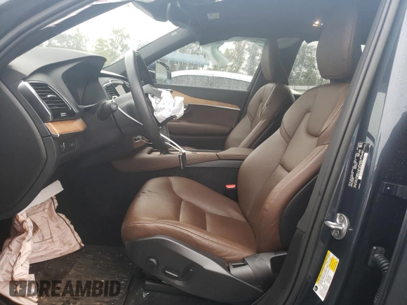 2022 Volvo XC90 Momentum with VIN YV4A22PK5N1852120, listed as a Copart auction lot 71234424 with 42,519 mi miles and Salvage title. Bid and sale history available at DreamBid. Image 7.