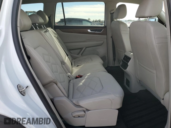2024 Volkswagen Atlas SE with VIN 1V2DR2CA1RC533959, listed as a Copart auction lot 86839684 with 5,733 mi miles and Salvage title. Bid and sale history available at DreamBid. Image 11.