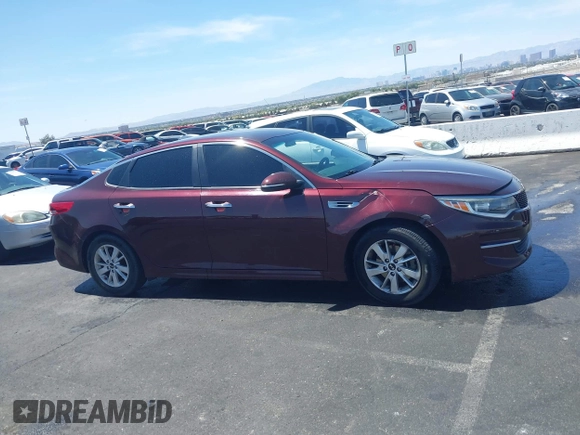 2018 Kia Optima LX z VIN 5XXGT4L36JG179485, wystawiony jako IAAI lot #42100805 z przebiegiem 90 165 mil mil oraz . Historia ofert i sprzedaży dostępna na DreamBid. Obrazek 13.