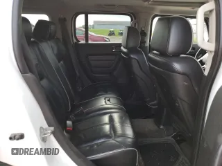 2008 Hummer H3 SUV with VIN 5GTEN13E088176685, listed as a Copart auction lot 58247064 with 186,426 mi miles and Salvage Title. Bid and sale history available at carsss.com. Image 11.