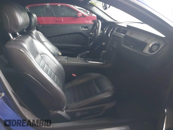 2013 Ford Mustang V6 with VIN 1ZVBP8AM2D5262273, listed as a IAAI auction lot 42411691 with 163,552 mi miles and . Bid and sale history available at DreamBid. Image 5.