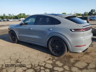 2024 Porsche Cayenne z VIN WP1BA2AY2RDA52904, wystawiony jako Copart lot #61576575 z przebiegiem 16 883 mil mil oraz Szkoda całkowita • Salvage title. Historia ofert i sprzedaży dostępna na DreamBid. Obrazek 2.