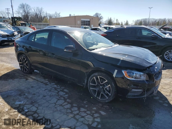 2018 Volvo S60 Dynamic with VIN YV140MTL8J2460585, listed as a Copart auction lot 46281405 with 46,525 mi miles and Salvage Title. Bid and sale history available at carsss.com. Image 4.