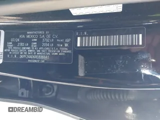 2024 Kia Forte LXS z VIN 3KPF24AD6RE836641, wystawiony jako IAAI lot #41793732 z przebiegiem 16 855 mil mil oraz . Historia ofert i sprzedaży dostępna na DreamBid. Obrazek 9.