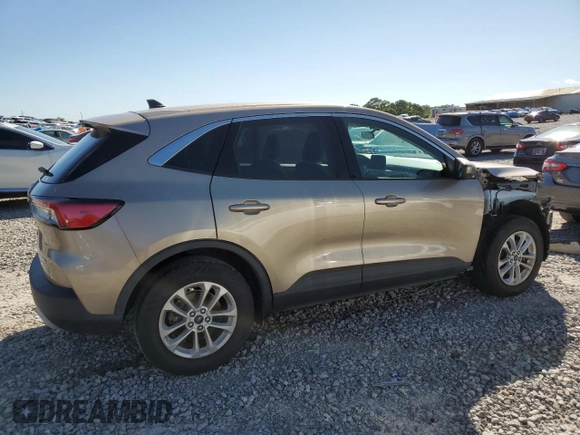 2020 Ford Escape SE z VIN 1FMCU9G69LUB63156, wystawiony jako Copart lot #57412545 z przebiegiem 82 230 mil mil oraz Czysty tytuł • Clean title. Historia ofert i sprzedaży dostępna na DreamBid. Obrazek 3.