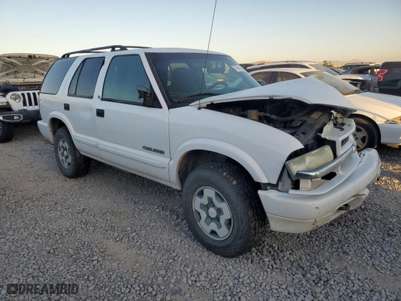 2003 Chevrolet Blazer LS with VIN 1GNDT13X83K132009, listed as a Copart auction lot 70879254 with 0 mi miles and Salvage Title. Bid and sale history available at carsss.com. Image 4.