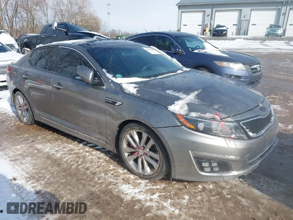 2015 Kia Optima SX Turbo with VIN 5XXGR4A63FG449274, listed as a IAAI auction lot 41600422 with 158,133 mi miles. Bid and sale history available at carsss.com. Image 1.
