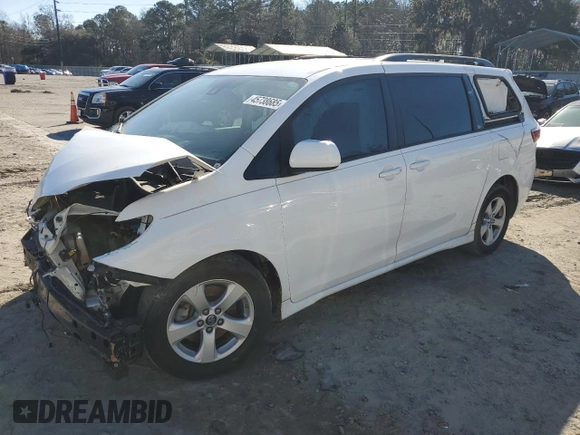 2018 Toyota Sienna LE Auto Access Seat with VIN 5TDKZ3DC6JS920895, listed as a Copart auction lot 45738685 with 128,599 mi miles and Salvage Title. Bid and sale history available at carsss.com. Image 1.