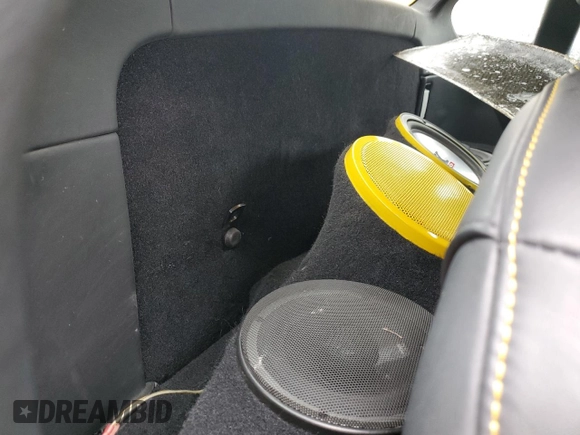 2004 Lamborghini Gallardo z VIN ZHWGU11S34LA01652, wystawiony jako Copart lot #49695214 z przebiegiem Nie podano mil oraz Szkoda całkowita • Salvage title. Historia ofert i sprzedaży dostępna na DreamBid. Obrazek 10.