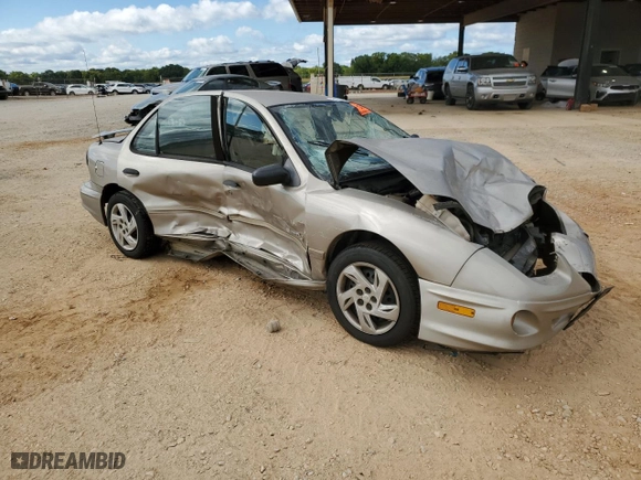 2002 Pontiac Sunfire SE with VIN 1G2JB524027308408, listed as a Copart auction lot 61752784 with NaN miles and Salvage Title. Bid and sale history available at carsss.com. Image 4.