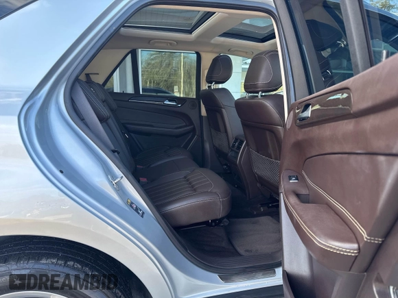 2016 Mercedes-Benz GLE 350 с VIN 4JGDA5JB7GA705227, выставлен на аукционе IAAI как лот 41689160 с пробегом 67 636 миль миль и . История ставок и продаж доступна на DreamBid. Изображение 8.