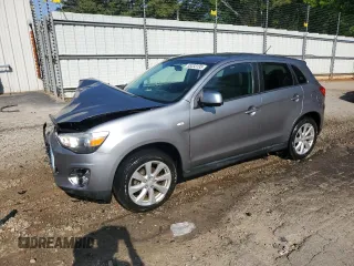 2015 Mitsubishi Outlander ES z VIN 4A4AP3AUXFE054428, wystawiony jako Copart lot #55333135 z przebiegiem 167 823 mil mil oraz Szkoda całkowita • Salvage title. Historia ofert i sprzedaży dostępna na DreamBid. Obrazek 1.
