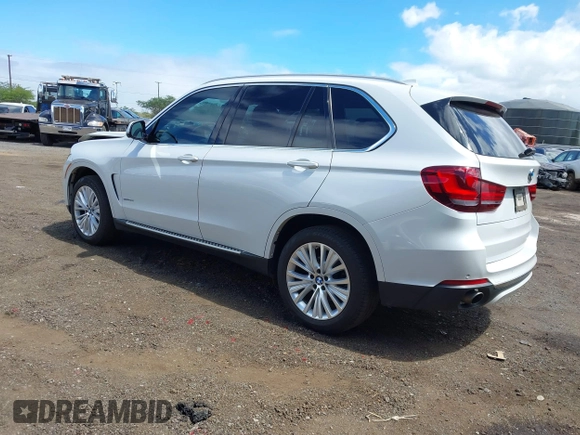 2016 BMW X5 sDrive35i with VIN 5UXKR2C51G0H42792, listed as a IAAI auction lot 41726108 with 81,796 mi miles. Bid and sale history available at carsss.com. Image 3.