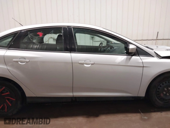 2012 Ford Focus SE with VIN 1FAHP3F21CL284921, listed as a IAAI auction lot 42054351 with 164,377 mi miles and . Bid and sale history available at carsss.com. Image 13.