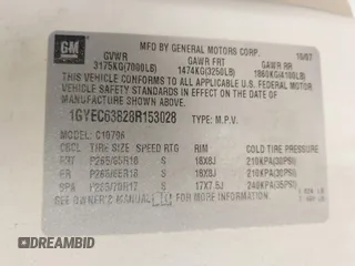 2008 Cadillac Escalade z VIN 1GYEC63828R153028, wystawiony jako IAAI lot #42043110 z przebiegiem 127 122 mil mil oraz . Historia ofert i sprzedaży dostępna na DreamBid. Obrazek 9.