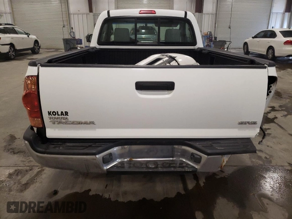 2006 Toyota Tacoma with VIN 5TEPX42N26Z290714, listed as a Copart auction lot 86996504 with 69,452 mi miles and Salvage Title. Bid and sale history available at carsss.com. Image 6.