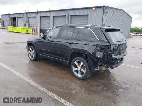 2023 Jeep Grand Cherokee Limited with VIN 1C4RJHBG8PC534059, listed as a IAAI auction lot 42531333 with 27,527 mi miles and . Bid and sale history available at DreamBid. Image 3.