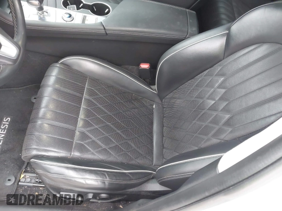 2020 Genesis G70 3.3T with VIN KMTG34LEXLU060919, listed as a IAAI auction lot 41619579 with 69,859 mi miles. Bid and sale history available at carsss.com. Image 20.