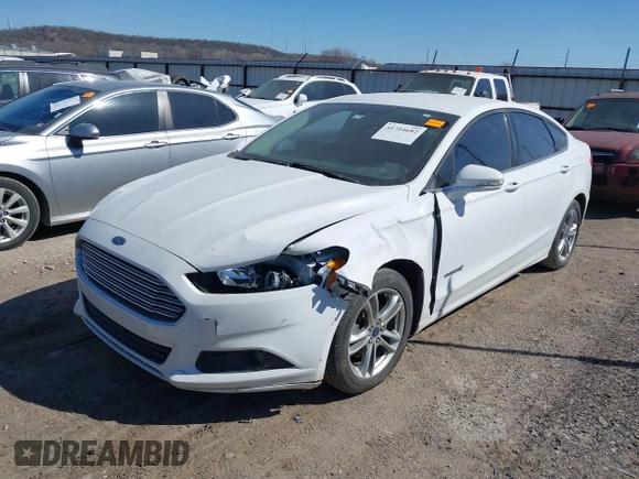 2016 Ford Fusion SE Hybrid with VIN 3FA6P0LU1GR127280, listed as a IAAI auction lot 41754682 with 194,357 mi miles. Bid and sale history available at carsss.com. Image 2.