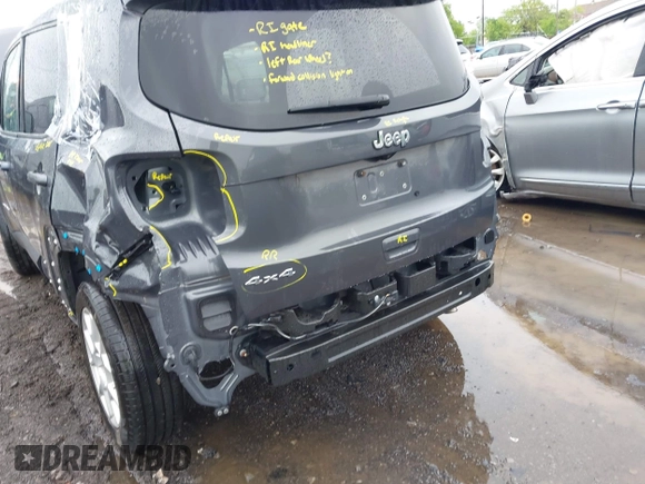 2023 Jeep Renegade Upland with VIN ZACNJDB18PPP62252, listed as a IAAI auction lot 42319846 with 11,831 mi miles and . Bid and sale history available at DreamBid. Image 6.