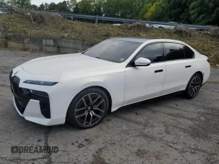2023 BMW 7 Series 760i xDrive z VIN WBA33EJ05PCM02683, wystawiony jako Copart lot #68709704 z przebiegiem Nie podano mil oraz Szkoda całkowita • Salvage title. Historia ofert i sprzedaży dostępna na DreamBid. Obrazek 1.