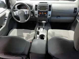2016 Nissan Frontier SV z VIN 1N6AD0ER5GN731680, wystawiony jako Copart lot #52845235 z przebiegiem 105 975 mil mil oraz Szkoda całkowita • Salvage title. Historia ofert i sprzedaży dostępna na DreamBid. Obrazek 8.
