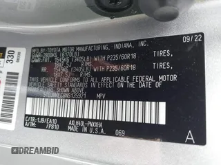 2022 Toyota Sienna XLE z VIN 5TDJRKEC8NS135921, wystawiony jako IAAI lot #42124395 z przebiegiem 39 611 mil mil oraz . Historia ofert i sprzedaży dostępna na DreamBid. Obrazek 9.