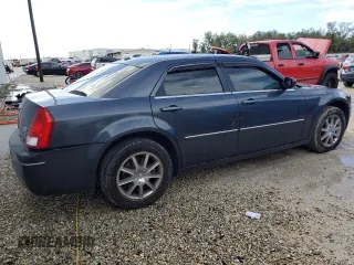 2007 Chrysler 300 Limited with VIN 2C3KK53G97H771740, listed as a Copart auction lot 79426564 with 132,823 mi miles and Salvage Title. Bid and sale history available at carsss.com. Image 3.