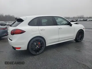 2014 Porsche Cayenne GTS z VIN WP1AD2A22ELA72164, wystawiony jako Copart lot #85441254 z przebiegiem 151 800 mil mil oraz Szkoda całkowita • Salvage title. Historia ofert i sprzedaży dostępna na DreamBid. Obrazek 3.