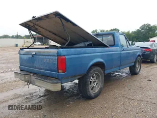1993 Ford F-150 с VIN 2FTDF15Y3PCB39059, выставлен на аукционе IAAI как лот 42777160 с пробегом Не указан миль и . История ставок и продаж доступна на DreamBid. Изображение 4.