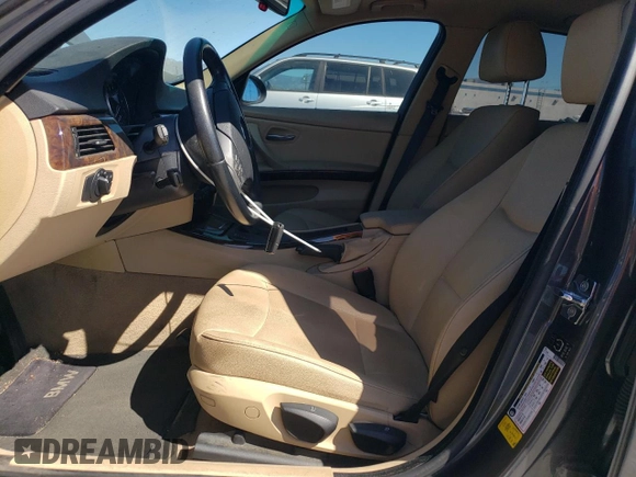 2006 BMW 3 Series 325i with VIN WBAVB13556PT26158, listed as a Copart auction lot 47475865 with 111,582 mi miles and Salvage Title. Bid and sale history available at carsss.com. Image 7.