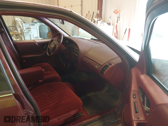 1996 Buick Regal Custom with VIN 2G4WB52MXT1510796, listed as a IAAI auction lot 42522829 with 92,426 mi miles and . Bid and sale history available at DreamBid. Image 5.