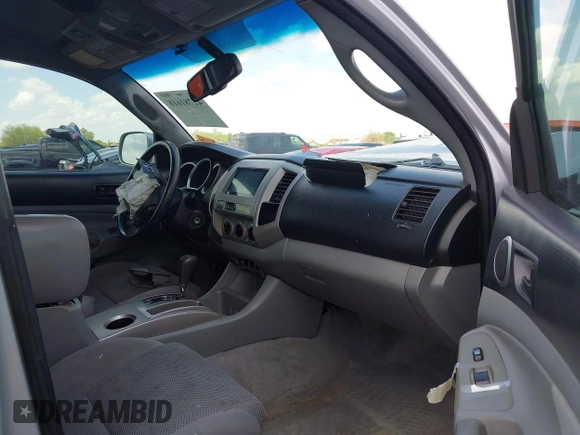 2011 Toyota Tacoma PreRunner with VIN 3TMJU4GN4BM125584, listed as a IAAI auction lot 42781618 with 236,985 mi miles and . Bid and sale history available at DreamBid. Image 5.