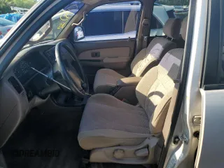 1998 Toyota 4Runner SR5 z VIN JT3GN86R0W0076447, wystawiony jako Copart lot #52280815 z przebiegiem 231 742 mil mil oraz Szkoda całkowita • Salvage title. Historia ofert i sprzedaży dostępna na DreamBid. Obrazek 7.