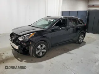 2020 Kia Niro LXS with VIN KNDCB3LC8L5439808, listed as a Copart auction lot 88353675 with 63,875 mi miles and Clean Title. Bid and sale history available at carsss.com. Image 1.