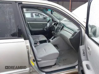 2007 Toyota Highlander Hybrid with VIN JTEGW21A270020336, listed as a IAAI auction lot 42101720 with 206,279 mi miles. Bid and sale history available at carsss.com. Image 5.