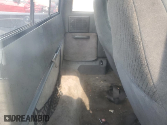 1994 Ford Ranger Splash with VIN 1FTCR14U9RPC00790, listed as a Copart auction lot 59012235 with 279,652 mi miles and Salvage title. Bid and sale history available at DreamBid. Image 10.