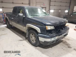 2006 Chevrolet Silverado 1500 LT1 with VIN 1GCEK19Z96Z214481, listed as a IAAI auction lot 41532741 with 192,608 mi miles. Bid and sale history available at carsss.com. Image 1.