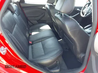2014 Ford Focus SE with VIN 1FADP3K25EL159136, listed as a IAAI auction lot 42180192 with 118,828 mi miles and . Bid and sale history available at carsss.com. Image 8.