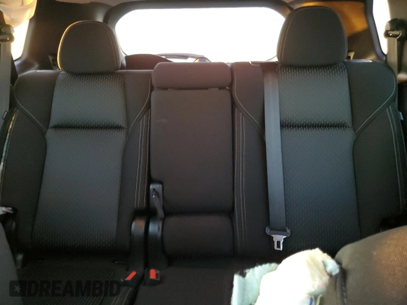 2023 Mitsubishi Outlander ES z VIN JA4J3TA80PZ028740, wystawiony jako Copart lot #42343545 z przebiegiem 26 206 mil mil oraz Szkoda całkowita • Salvage title. Historia ofert i sprzedaży dostępna na DreamBid. Obrazek 10.
