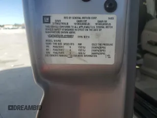 2005 GMC Yukon Denali z VIN 1GKEK63U35J228887, wystawiony jako Copart lot #68141304 z przebiegiem 238 024 mil mil oraz Szkoda całkowita • Salvage title. Historia ofert i sprzedaży dostępna na DreamBid. Obrazek 13.