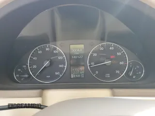 2005 Mercedes-Benz C 240 with VIN WDBRF61J05A777777, listed as a Copart auction lot 75666494 with 140,127 mi miles and Salvage Title. Bid and sale history available at DreamBid. Image 9.