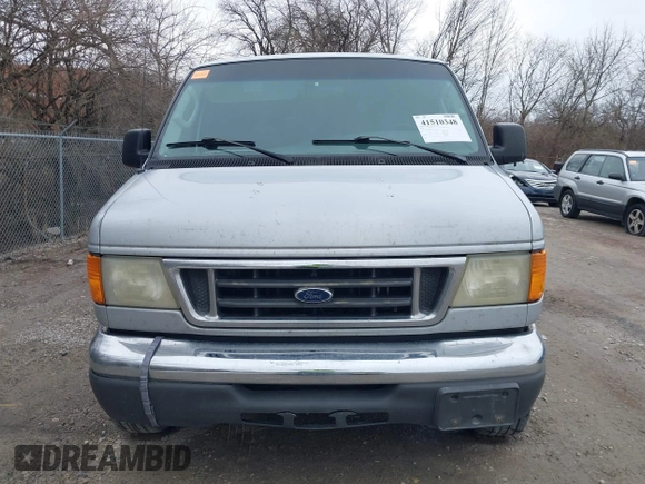 2006 Ford Econoline Passenger XL with VIN 1FBSS31L06HB18030, listed as a IAAI auction lot 41510348 with 189,861 mi miles and . Bid and sale history available at DreamBid. Image 12.