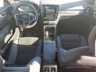 2023 Volvo C40 Recharge Pure Electric Ultimate with VIN YV4ED3GM7P2045176, listed as a Copart auction lot 86750264 with 9,611 mi miles and Salvage Title. Bid and sale history available at carsss.com. Image 8.