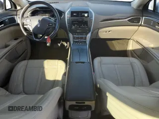 2016 Lincoln MKZ with VIN 3LN6L2JK8GR620629, listed as a Copart auction lot 46929185 with 51,075 mi miles and Salvage Title. Bid and sale history available at carsss.com. Image 8.