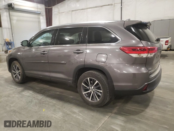 2018 Toyota Highlander SE z VIN 5TDJZRFH8JS528329, wystawiony jako Copart lot #56682465 z przebiegiem 131 082 mil mil oraz Szkoda całkowita • Salvage title. Historia ofert i sprzedaży dostępna na DreamBid. Obrazek 2.