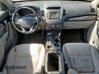 2015 Kia Sorento LX with VIN 5XYKT3A68FG609120, listed as a Copart auction lot 54135965 with 135,898 mi miles and Clean Title. Bid and sale history available at DreamBid. Image 8.