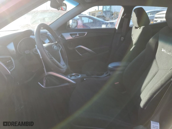 2015 Hyundai Veloster RE:FLEX with VIN KMHTC6ADXFU233700, listed as a Copart auction lot 88937425 with 91,588 mi miles and Salvage Title. Bid and sale history available at carsss.com. Image 7.